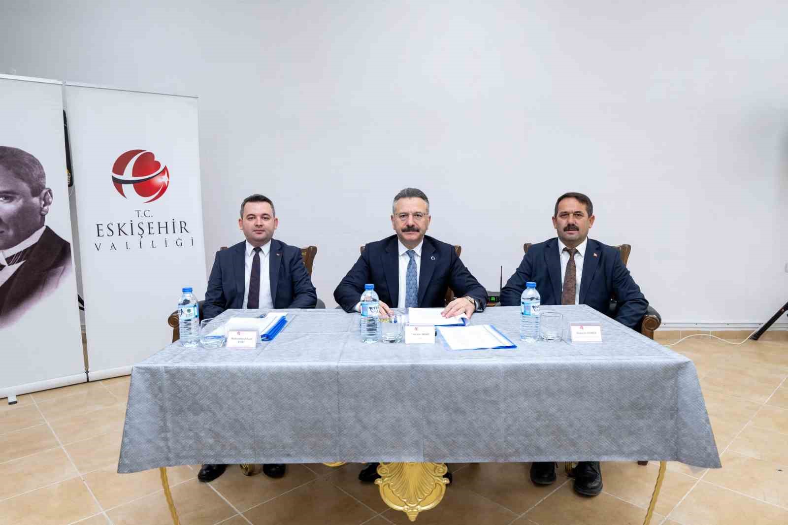 muhtarlar-toplantisinin-2nci-etabi-gunyuzu-ilcesinde-gerceklestirildi