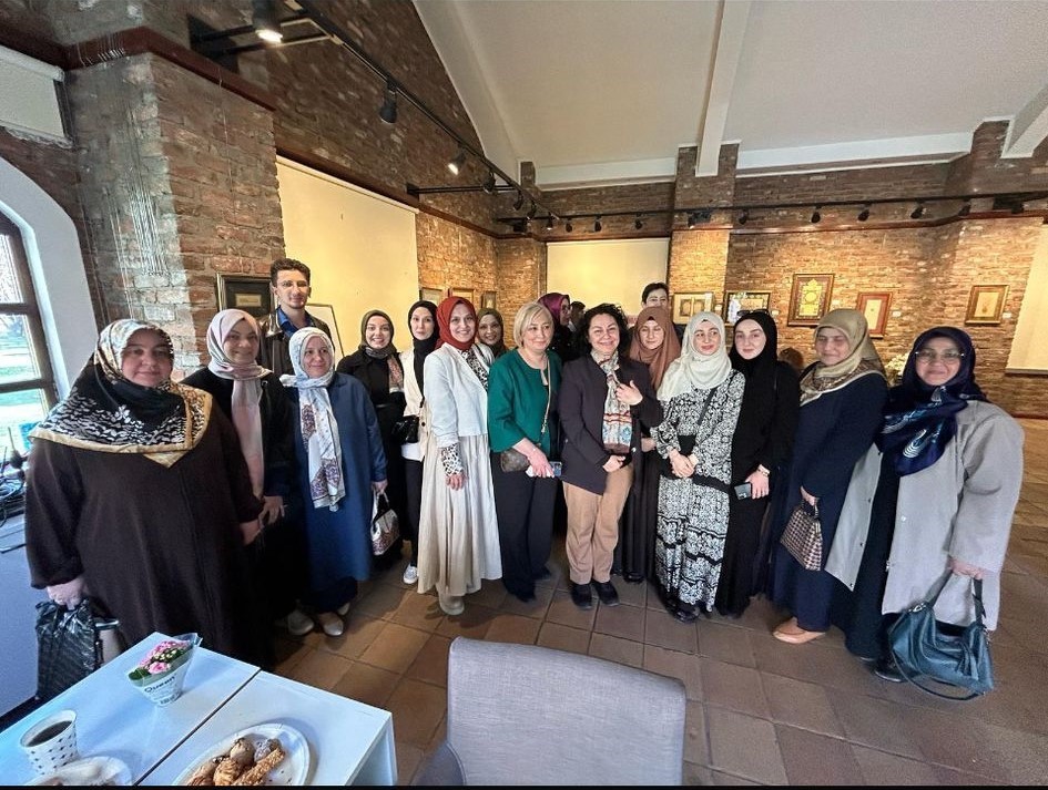 ozgun-yorumlar-tasiyan-tezhip-calismalari-sanatseverlerle-bulustu