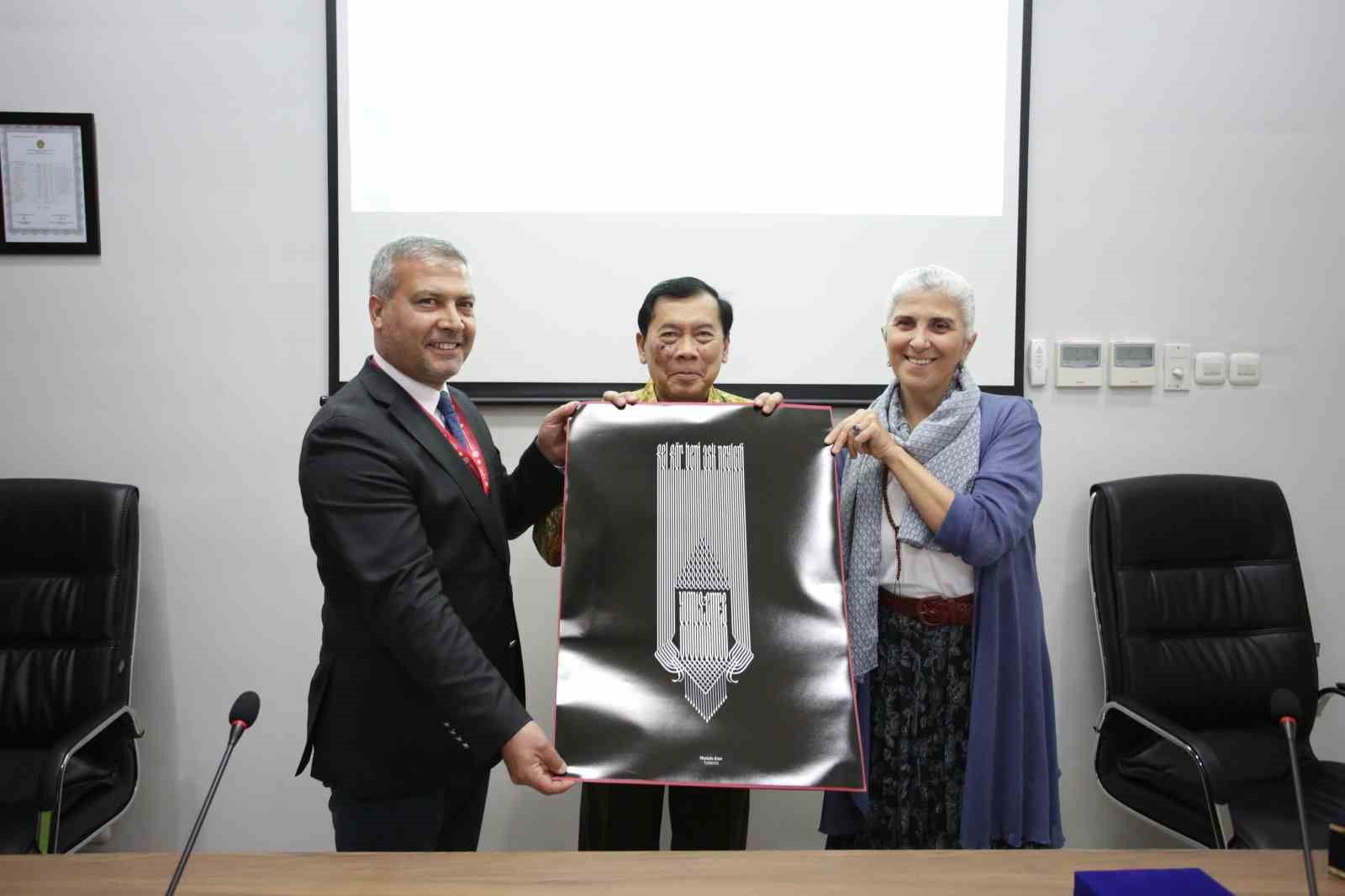 rektor-adiguzel-endonezyada-akademik-is-birligi-ziyaretlerinde-bulundu