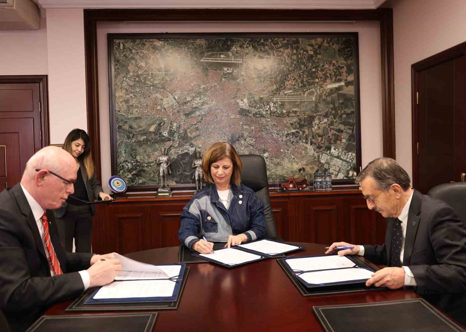 sahipsiz-sokak-kopekleri-icin-3-belediyeden-is-birligi-protokolu