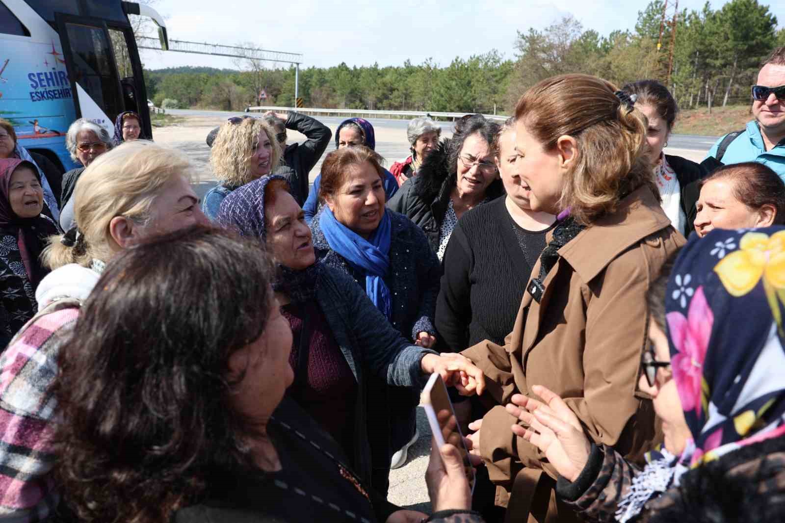 yahnikapan-mahallesi-kadinlari-frig-vadilerinde-dolu-dolu-bir-gun-gecirdi