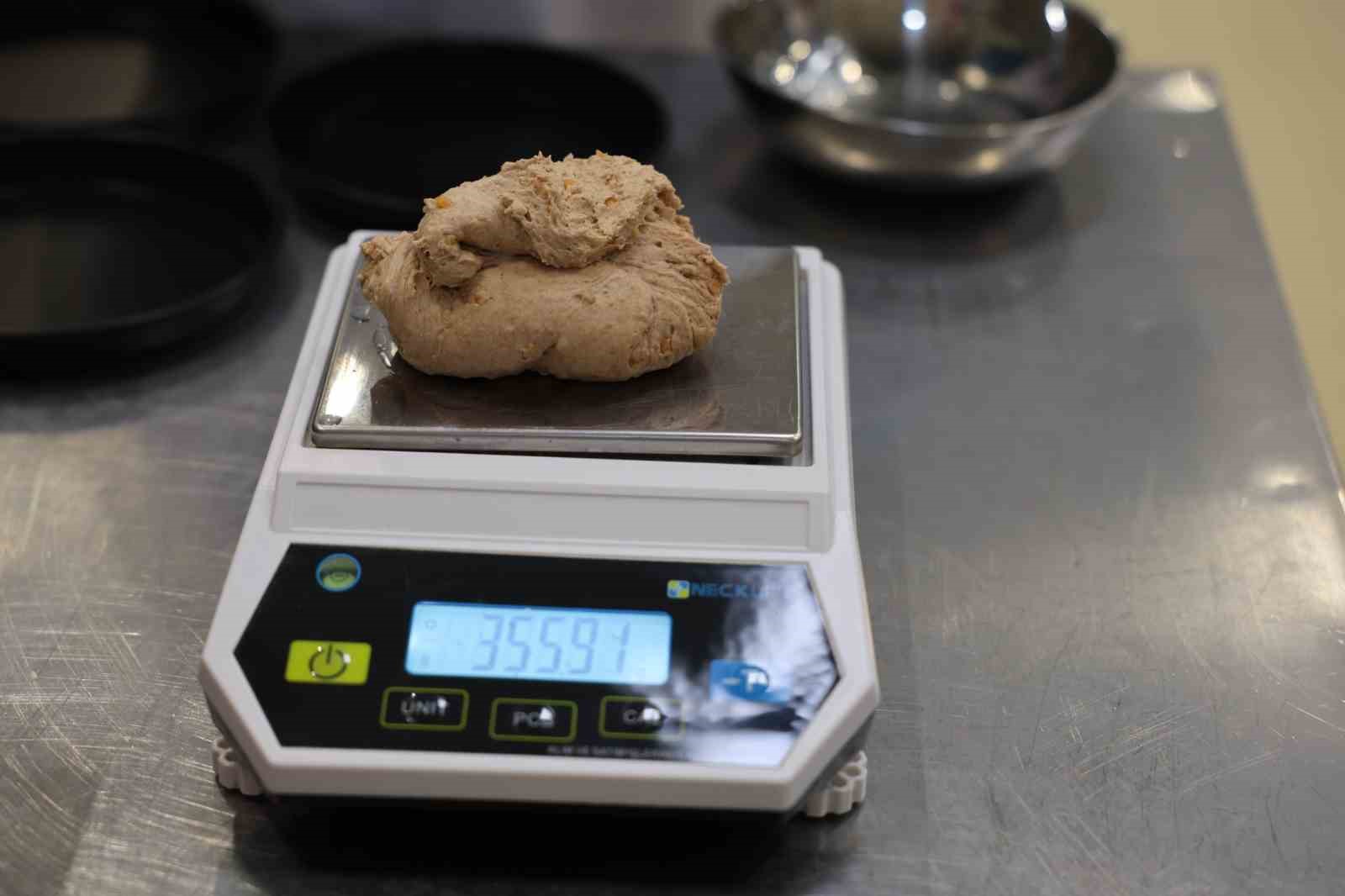 5-bin-yillik-kulluoba-ekmegi-uretici-marketlerde-satista