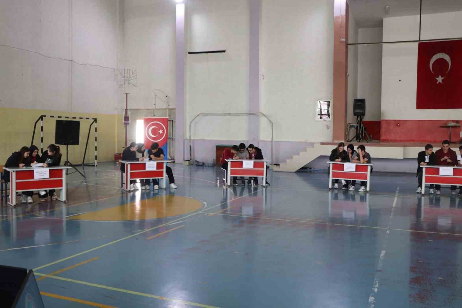 bozuyukte-liseler-arasi-kultur-ve-aktualite-yarismasi