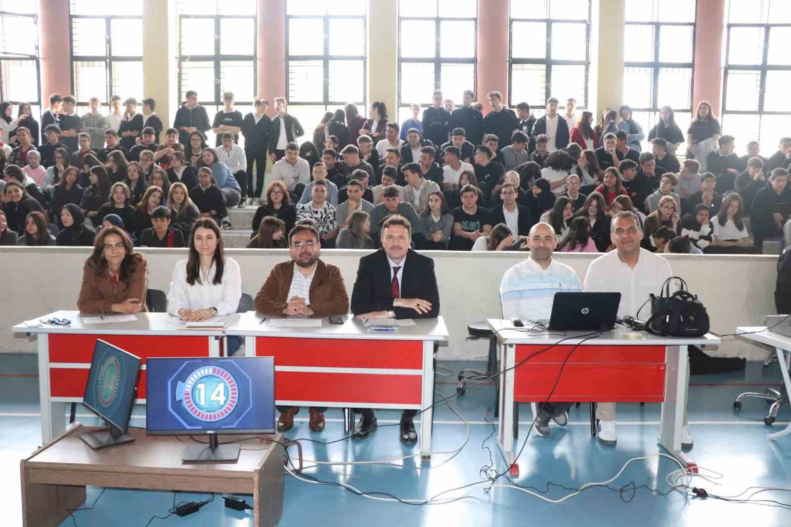 bozuyukte-liseler-arasi-kultur-ve-aktualite-yarismasi