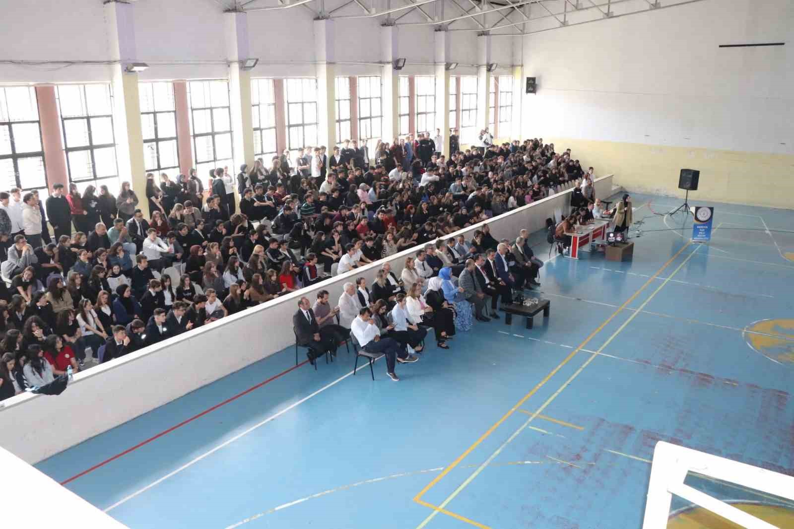 bozuyukte-liseler-arasi-kultur-ve-aktualite-yarismasi