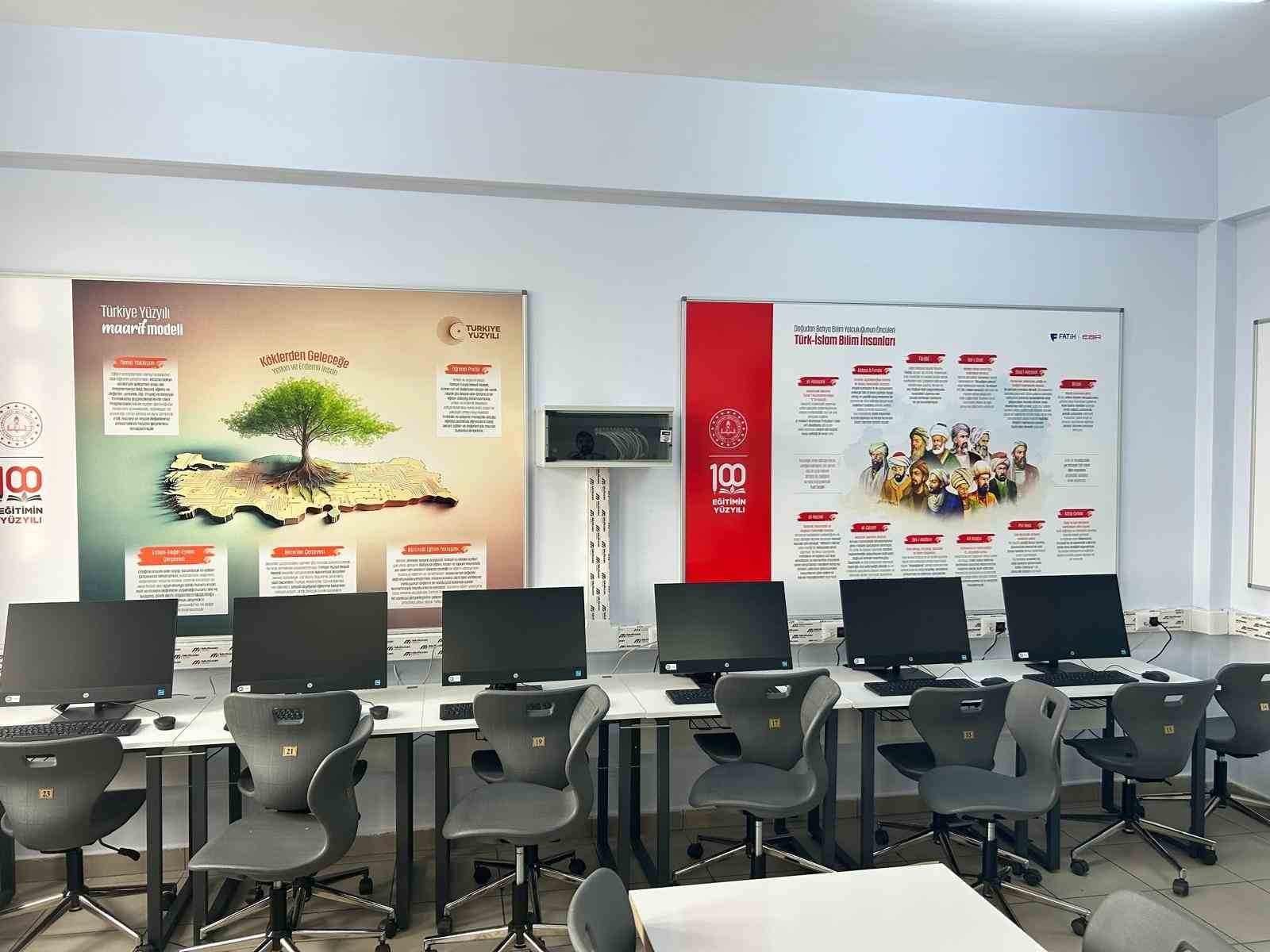 eskisehirde-45-okulda-bt-laboratuvarlari-ve-yenilikci-siniflar-yenileniyor