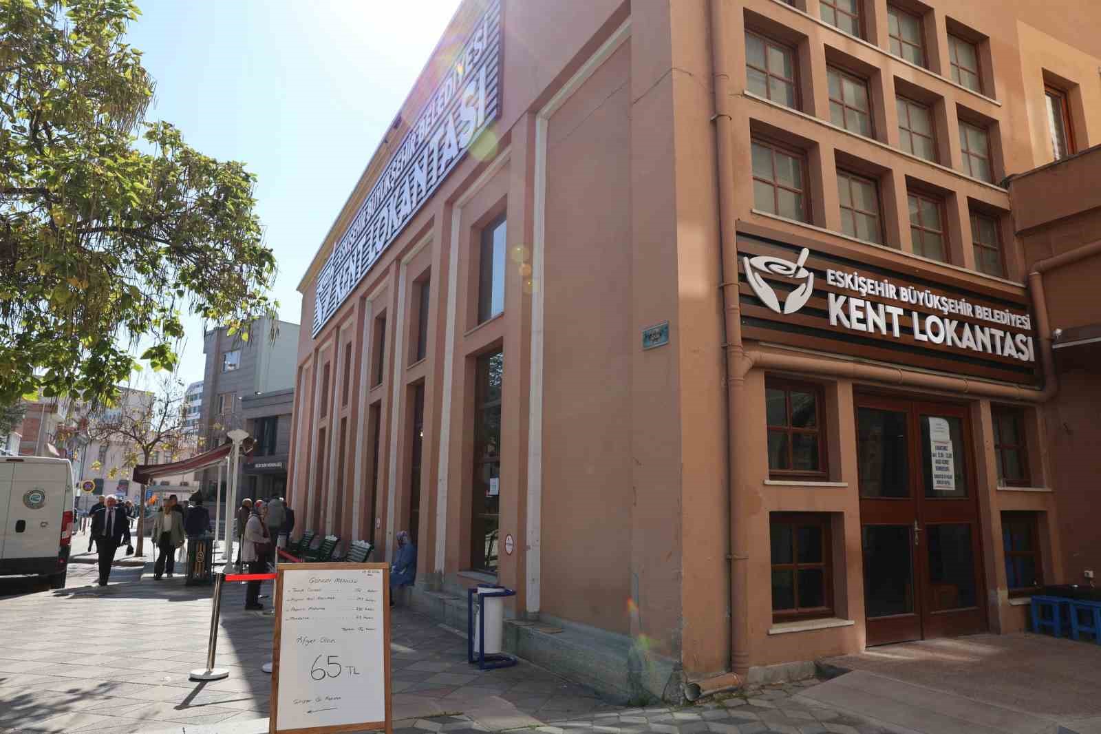 kent-lokantasi-askida-yemek-ile-binlerce-vatandasa-dokundu