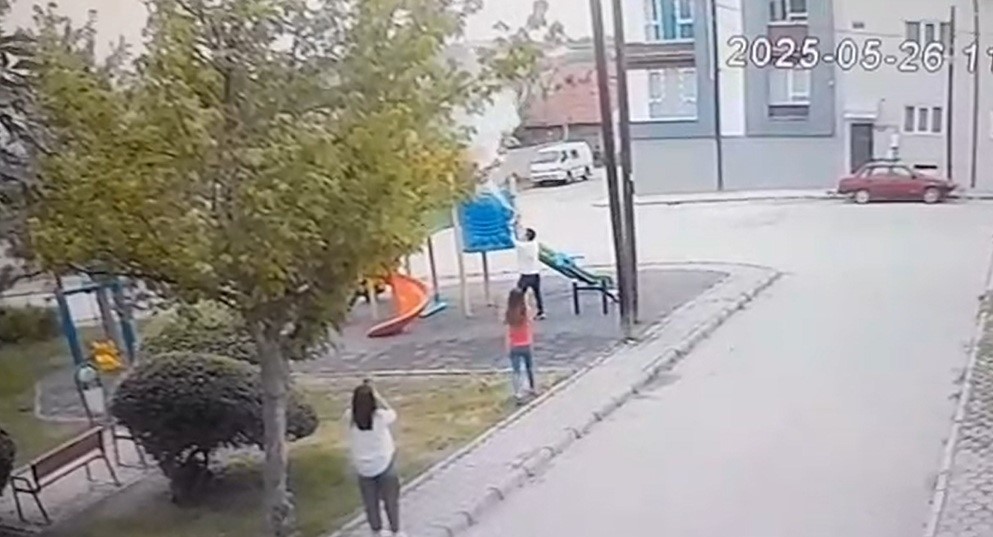 parkin-yakilma-anina-dair-guvenli-kamerasi-goruntuleri-ortaya-cikti