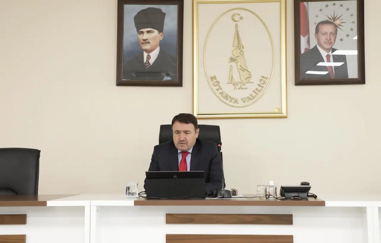 jeotermal-kaynaklarin-surdurulebilir-yonetimi-kutahyada-gorusuldu