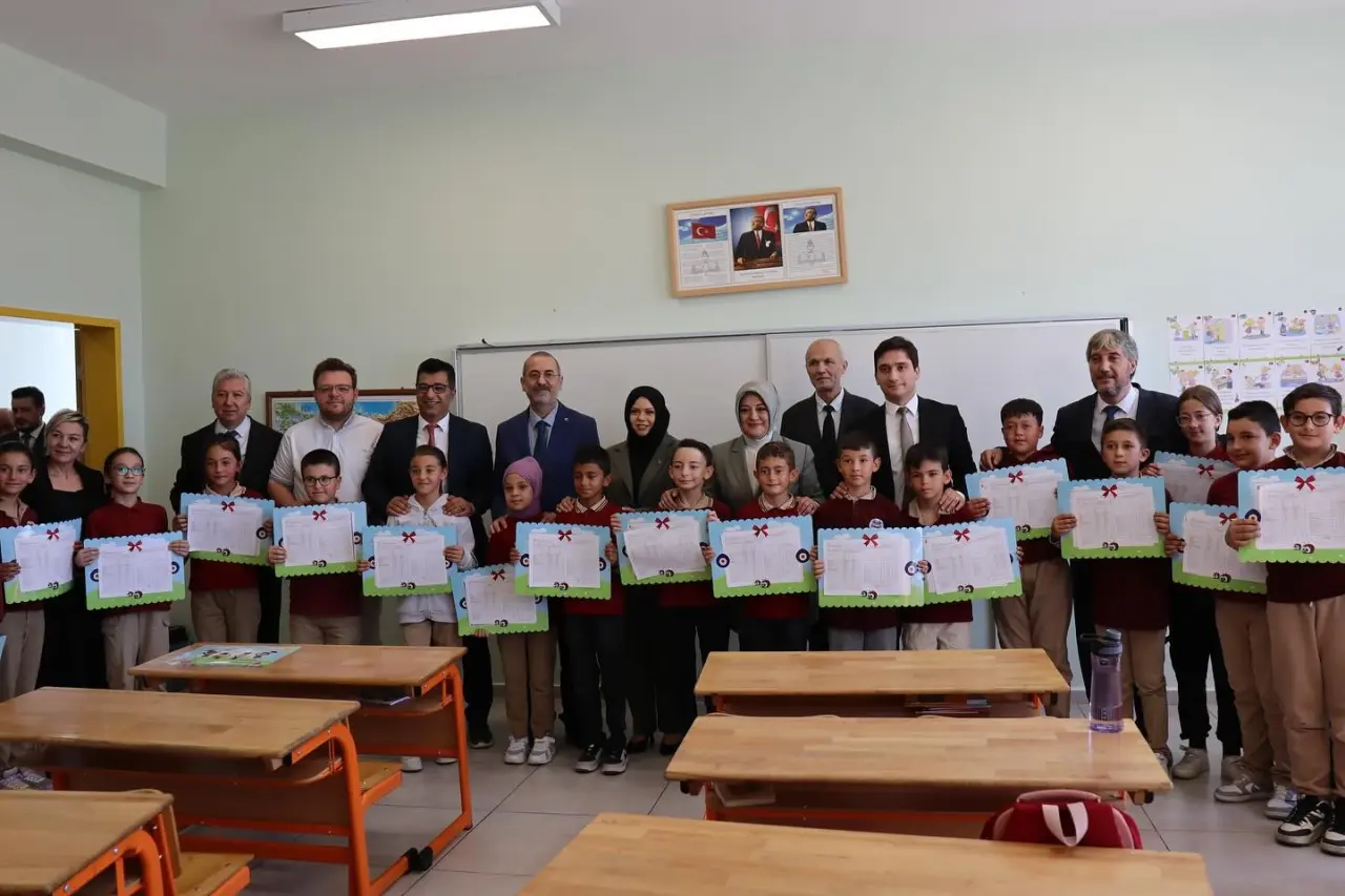 kutahyada-92-bin-460-ogrenci-karne-aldi