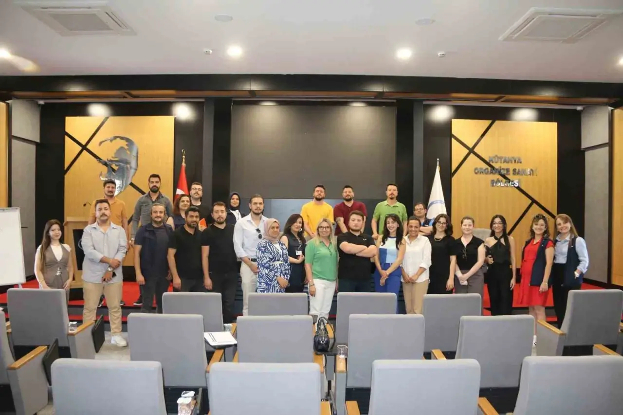 osb-akademide-duygusal-zeka-ve-stres-yonetimi-egitimi