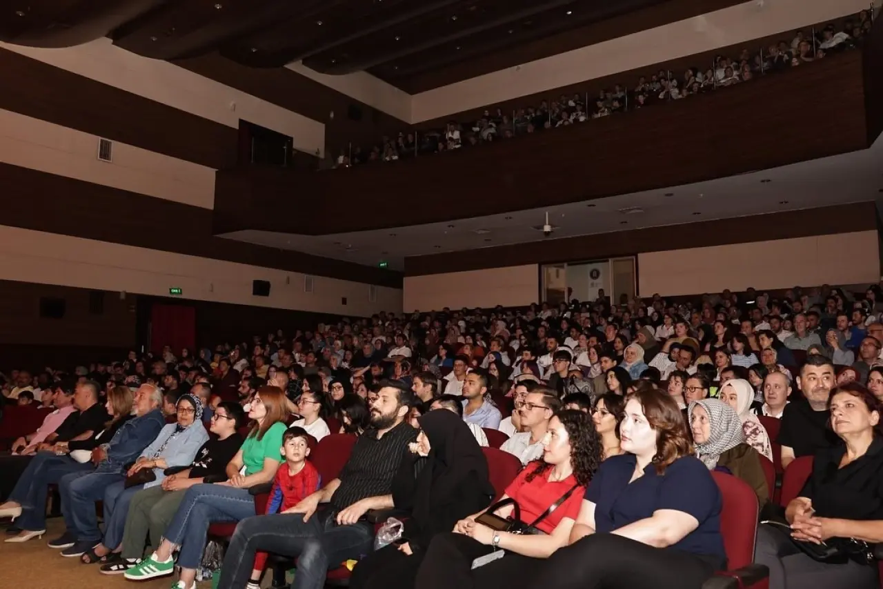 darisi-basimiza-oyunu-kutahyalilardan-tam-not-aldi