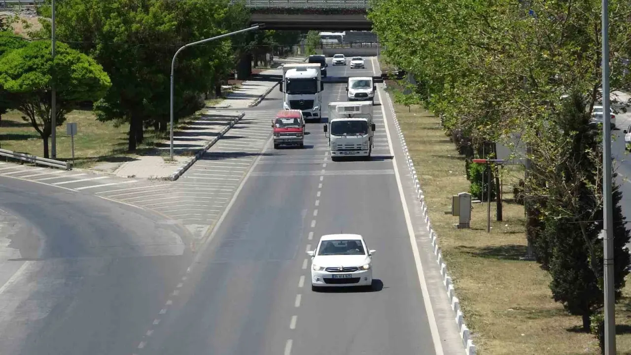 kutahyada-arac-sayisi-nufusa-yaklasiyor