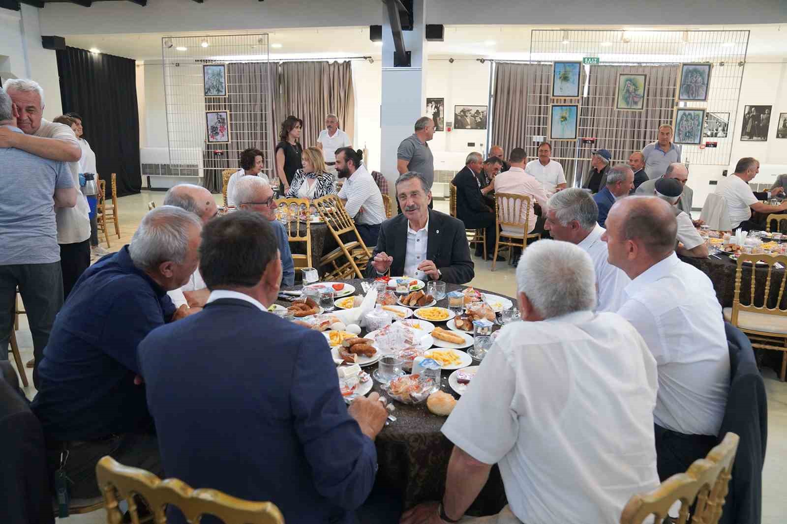 baskan-atac-muhtarlarla-bulustu