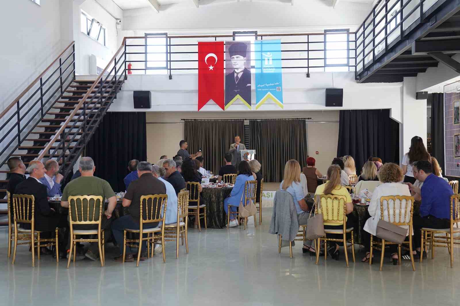 baskan-atac-muhtarlarla-bulustu