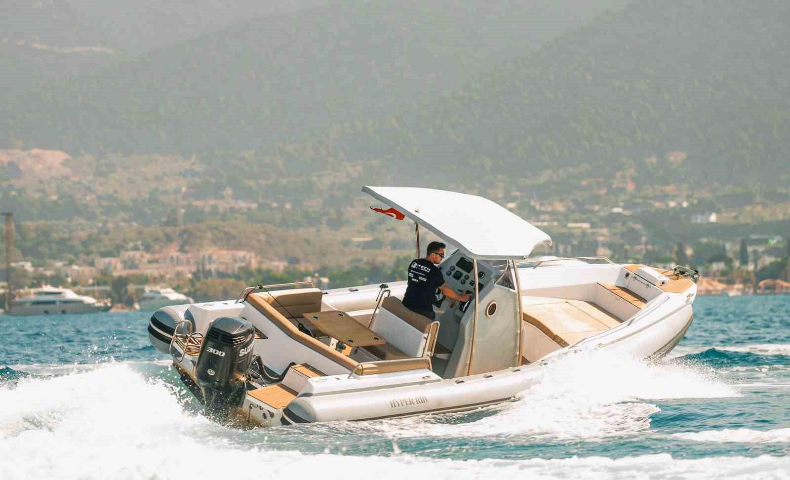 bozkirin-ortasinda-uretilen-tekneler-uluslararasi-sularda-yuzuyor