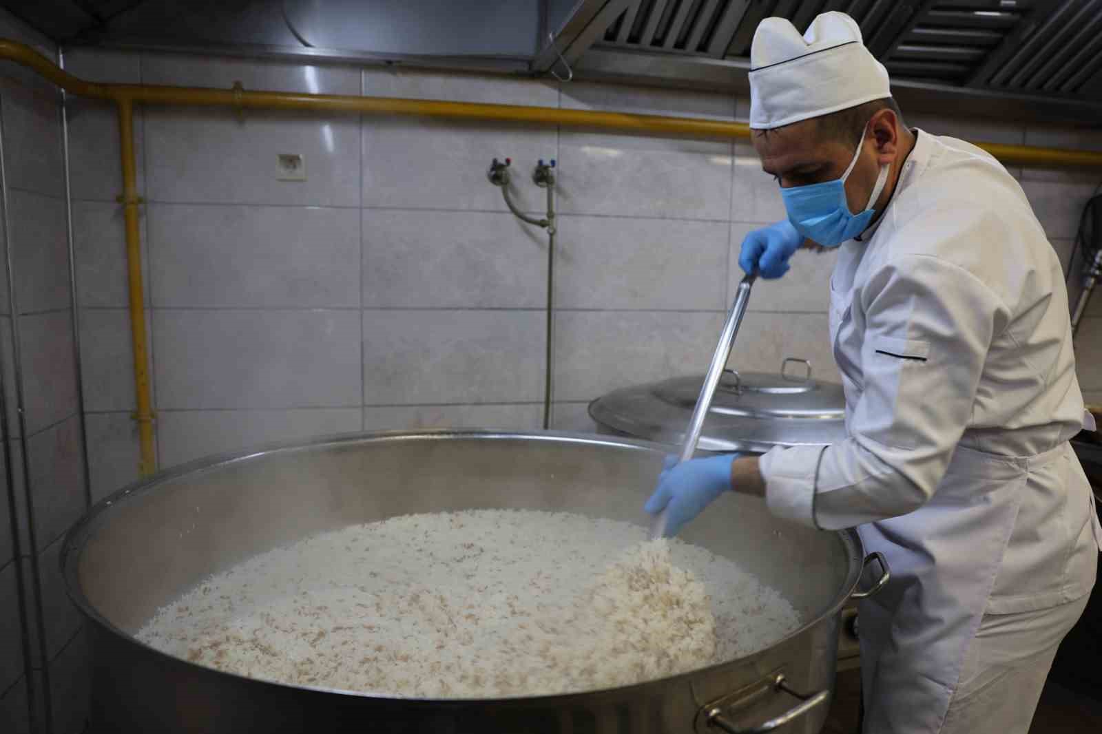 buyuksehir-asevine-yapilan-kurban-bagislariyla-binlerce-sofra-senlenecek