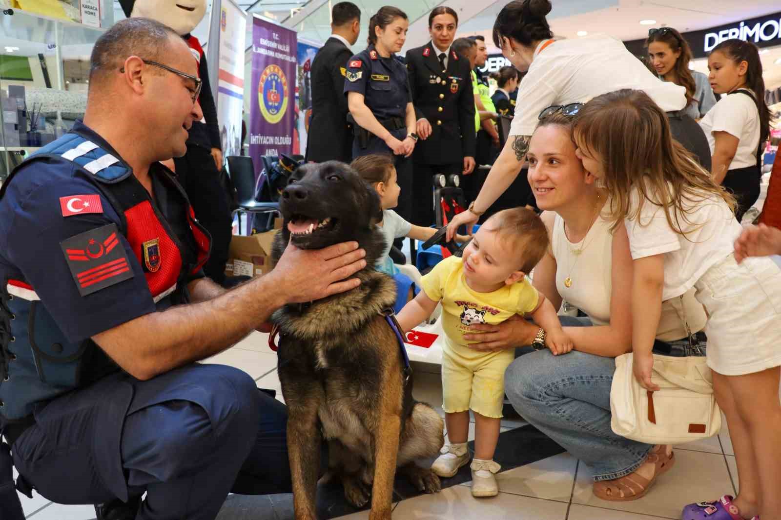 jandarma-genel-komutanliginin-186nci-yil-donumune-ozel-etkinlik-duzenlendi