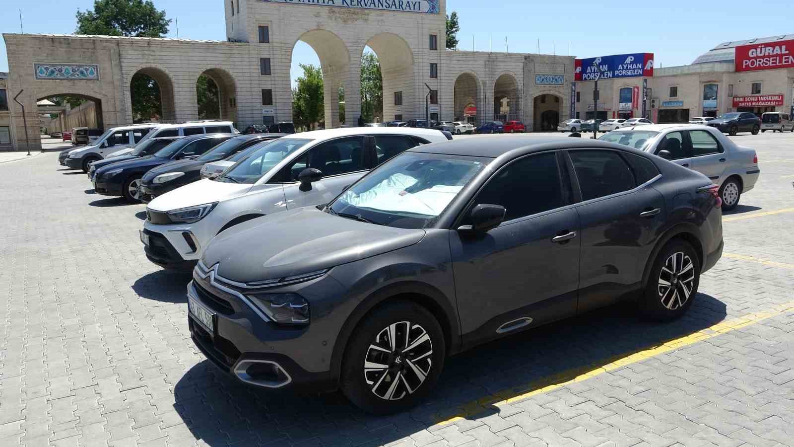 kutahyada-arac-sayisi-nufusa-yaklasiyor