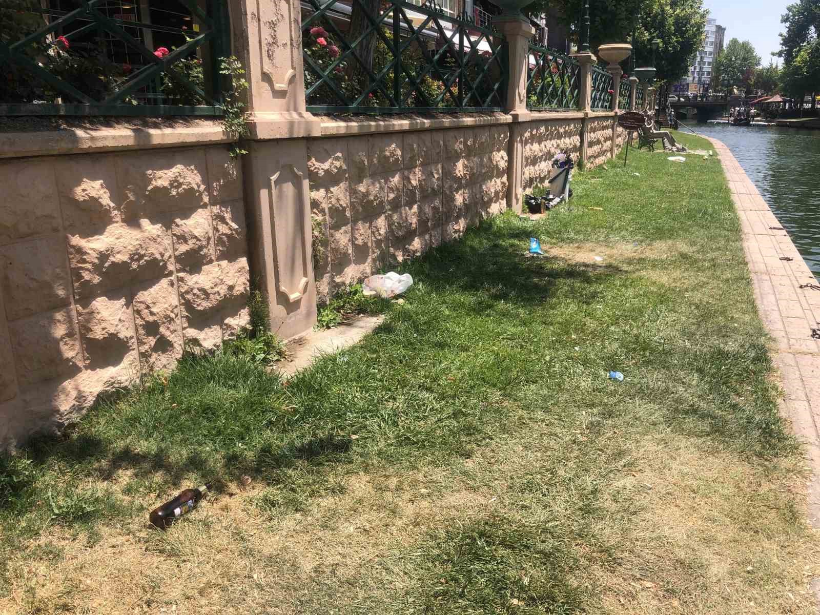 uyarilar-duyarsizlarin-umurunda-degil