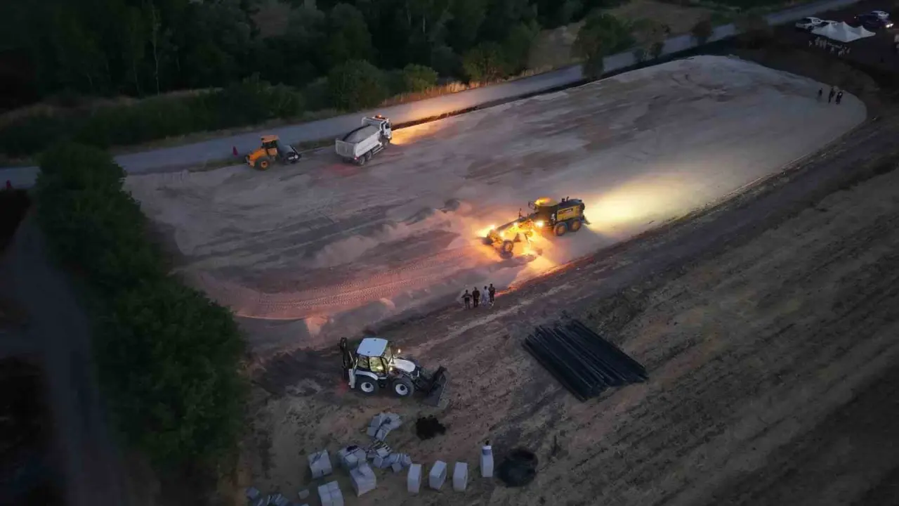 yangindan-etkilenen-vatandaslar-icin-konteyner-alanlari-olusturuluyor