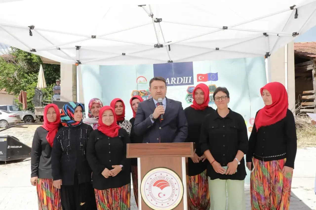 kutahyada-165-milyon-tllik-makine-parki-projesi-hayata-gecirildi