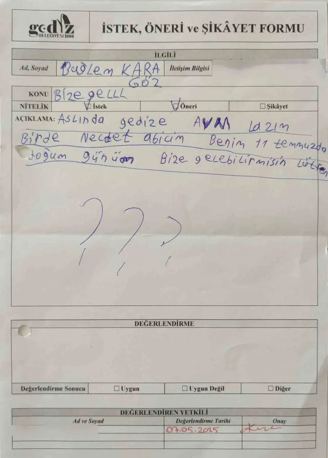 baskan-akelden-minik-bugleme-dogum-gunu-surprizi