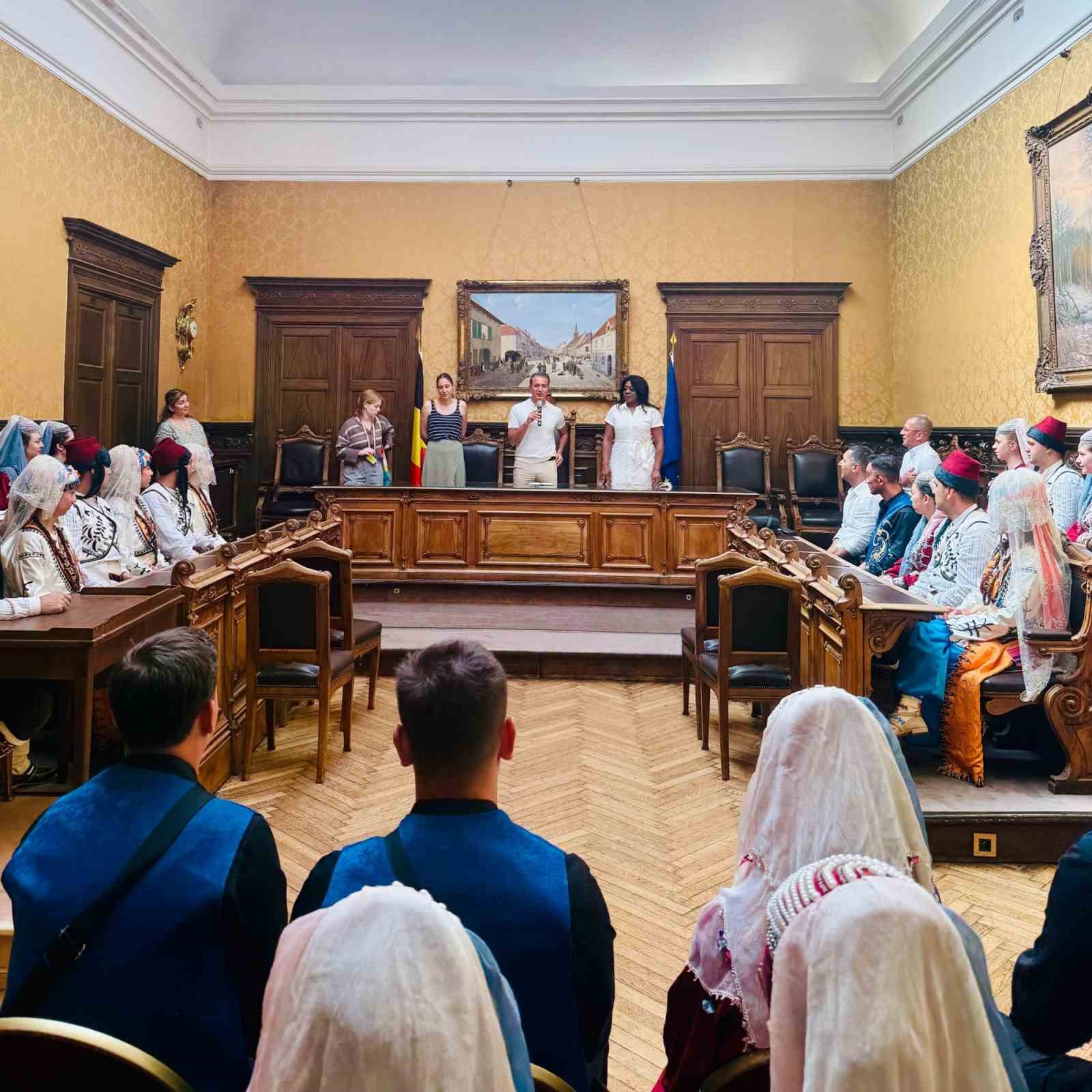 anadolu-universitesi-halkbilim-belcikada-turkiyeyi-temsil-etti