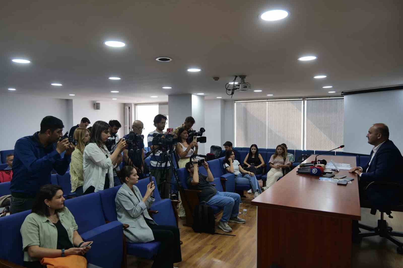 baskan-albayraktan-leman-destekcisi-dalgic-icin-baskan-ataca-cagri