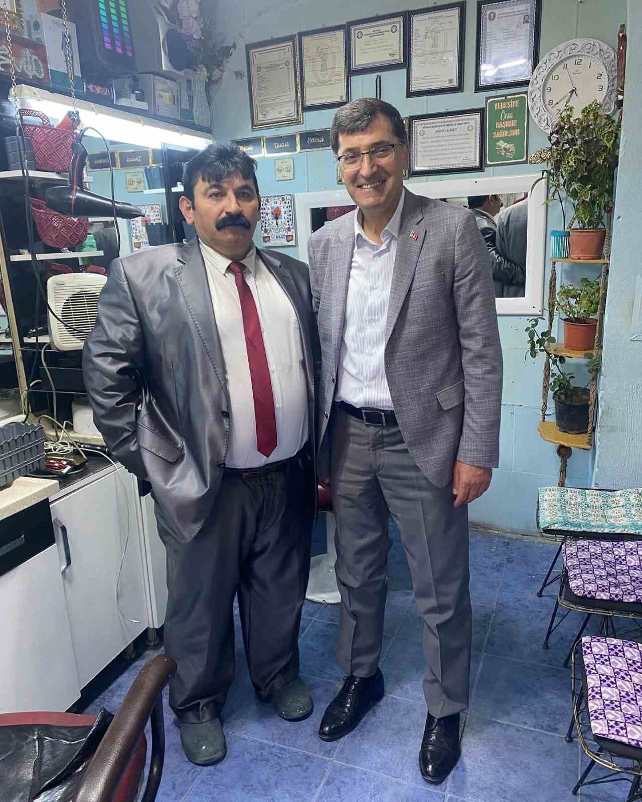 baskan-eyup-kahveci-esnafla-bulustu