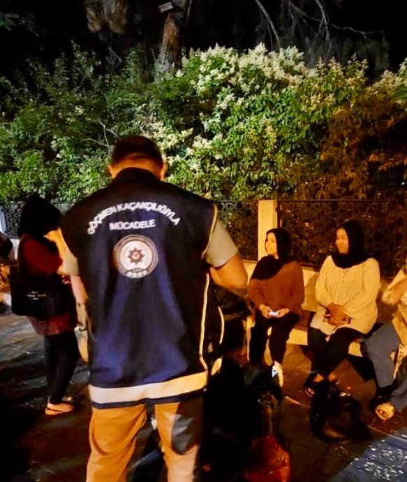 bilecikte-duzensiz-goc-denetimi