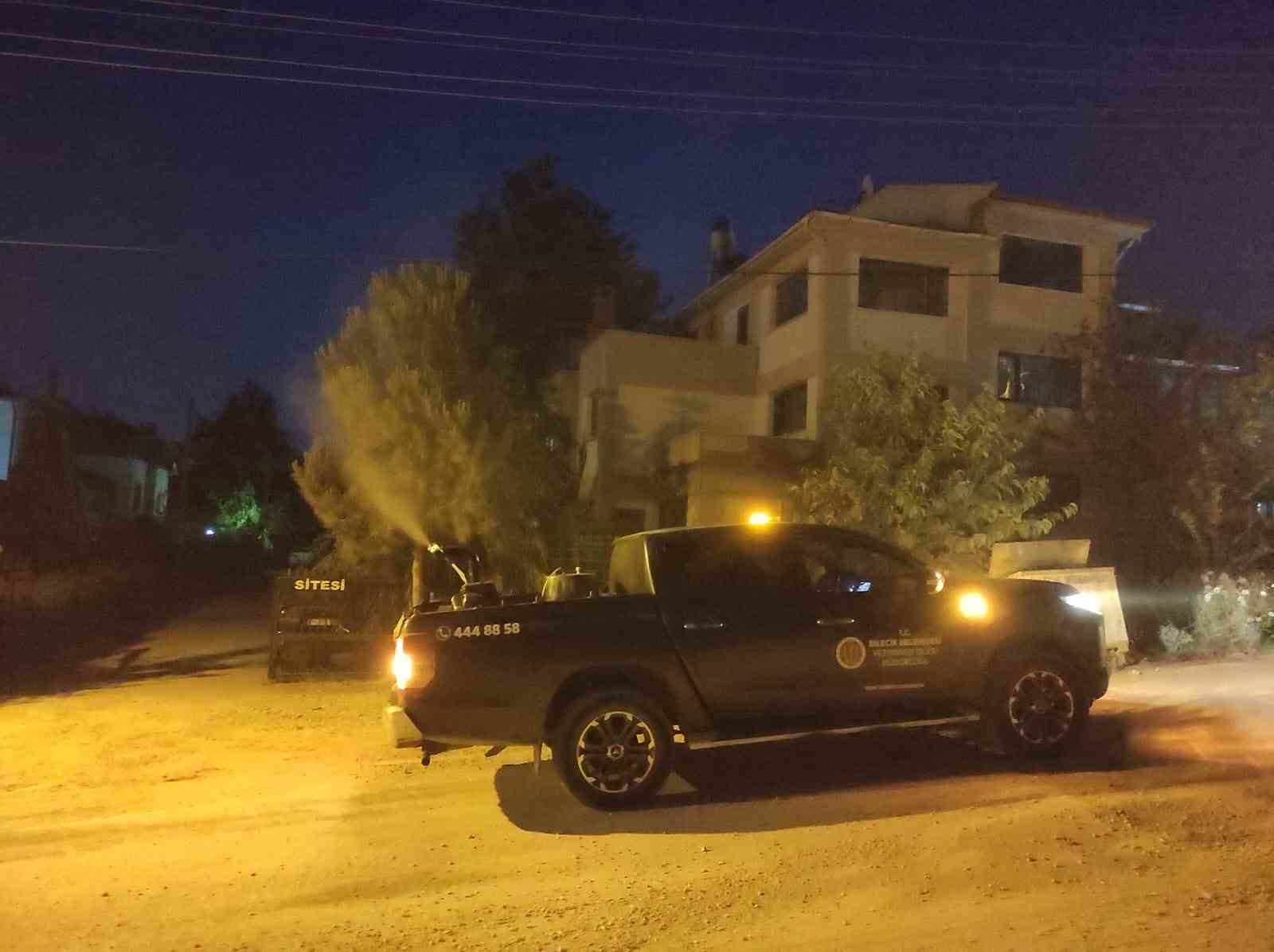 bilecikte-mahalle-mahalle-sinek-ilaclamasi