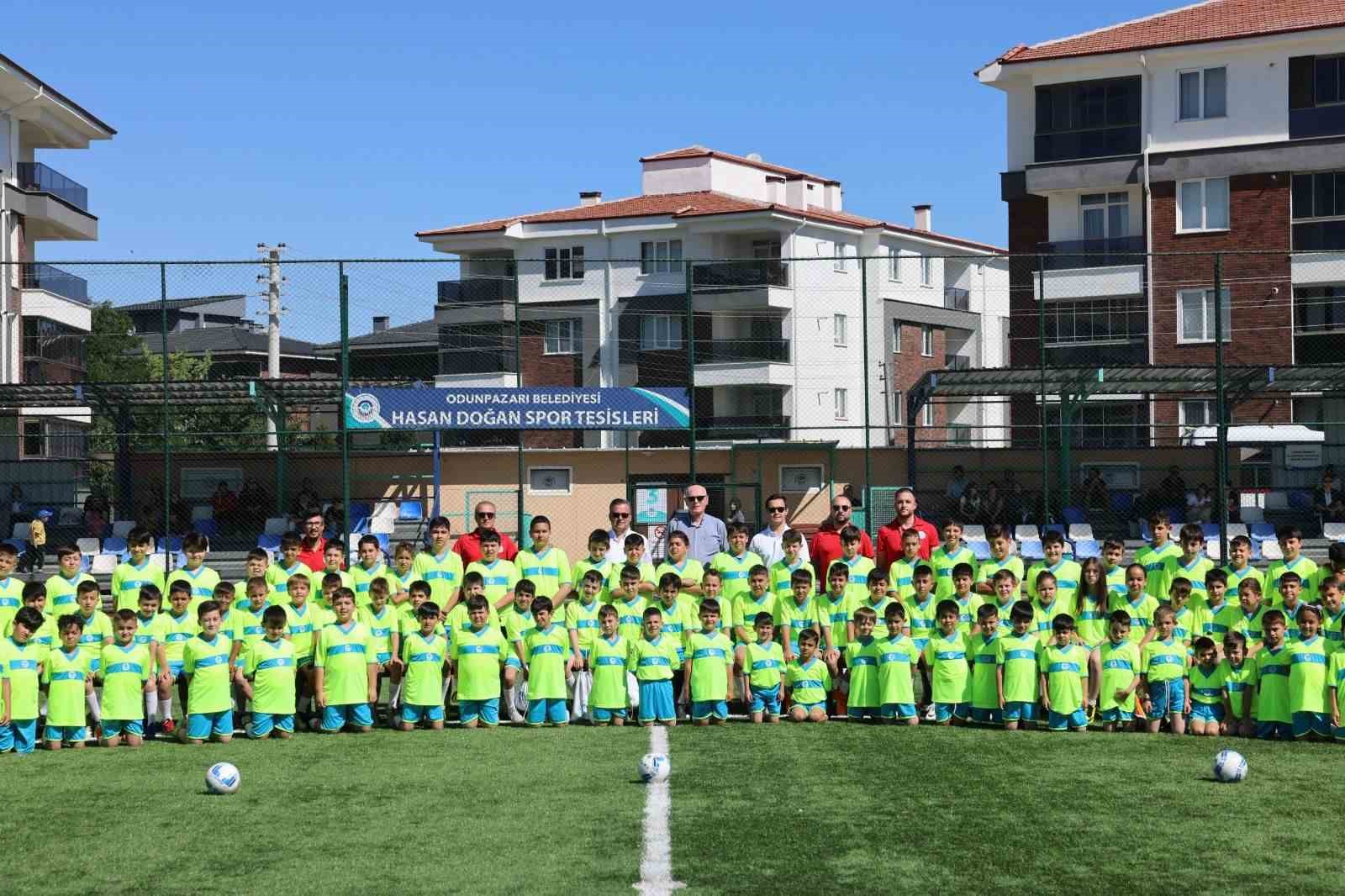 odunpazari-yaz-spor-okullari-icin-coskulu-acilis-toreni