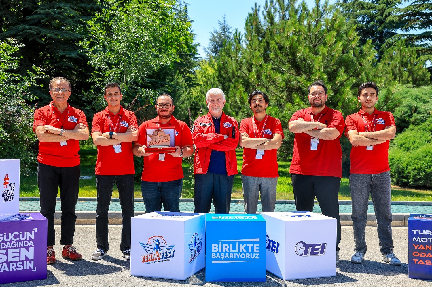 teknofest-jet-motor-tasarim-yarismasi-final-sunumlari-teide-gerceklestirildi