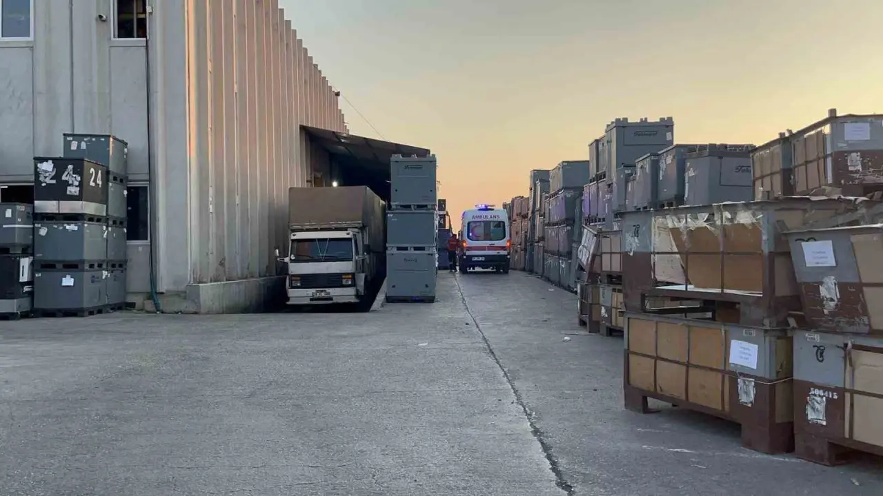 makinaya-sikisan-isci-agir-yaralandi