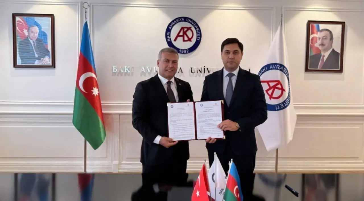 prof-dr-adiguzelin-uluslararasi-egitim-hamlesi-azerbaycanda-suruyor