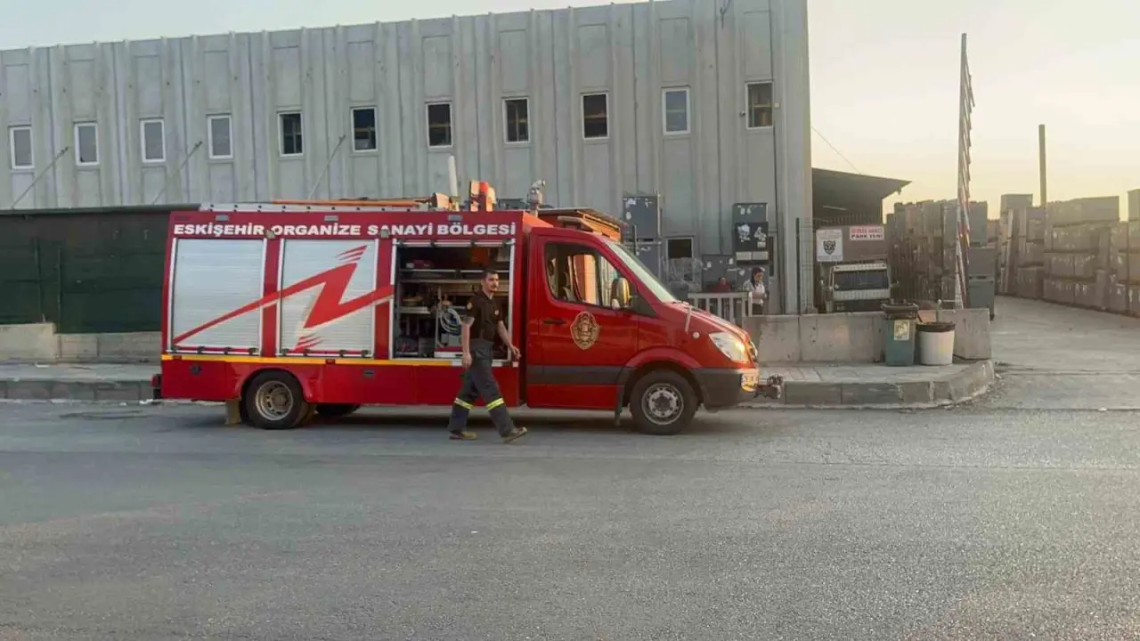 makinaya-sikisan-isci-agir-yaralandi