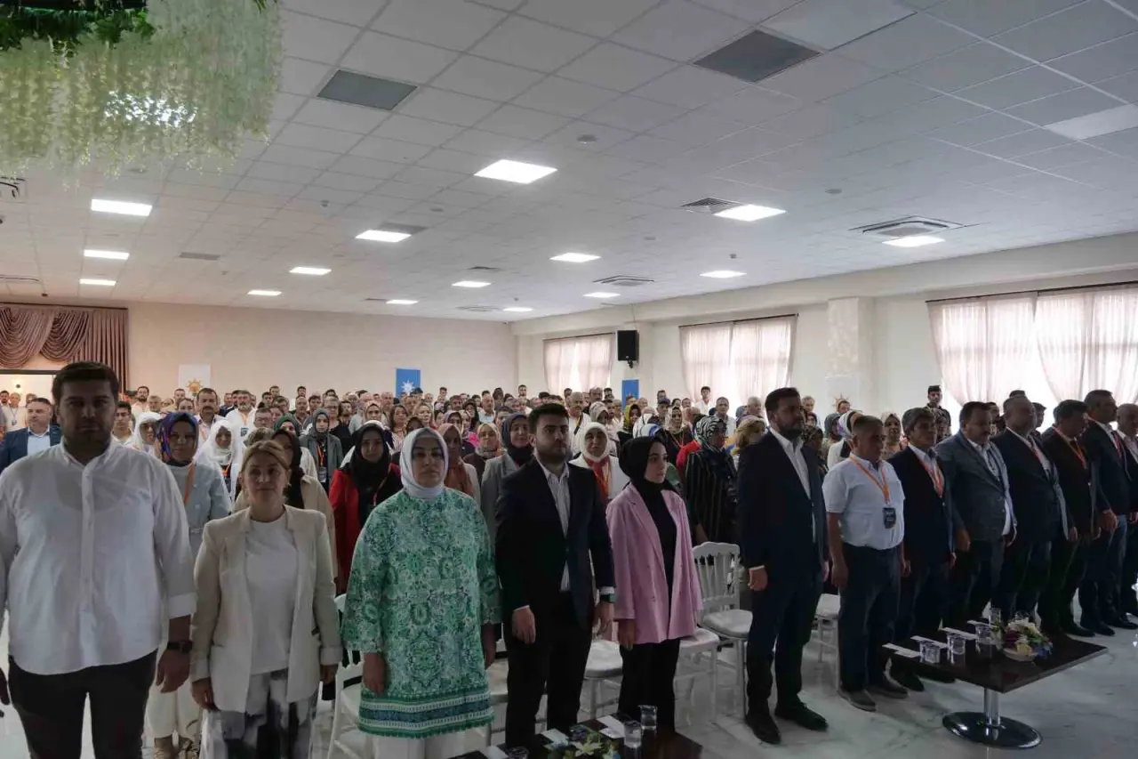 ak-parti-eskisehirde-teskilat-akademisi-gerceklestirildi