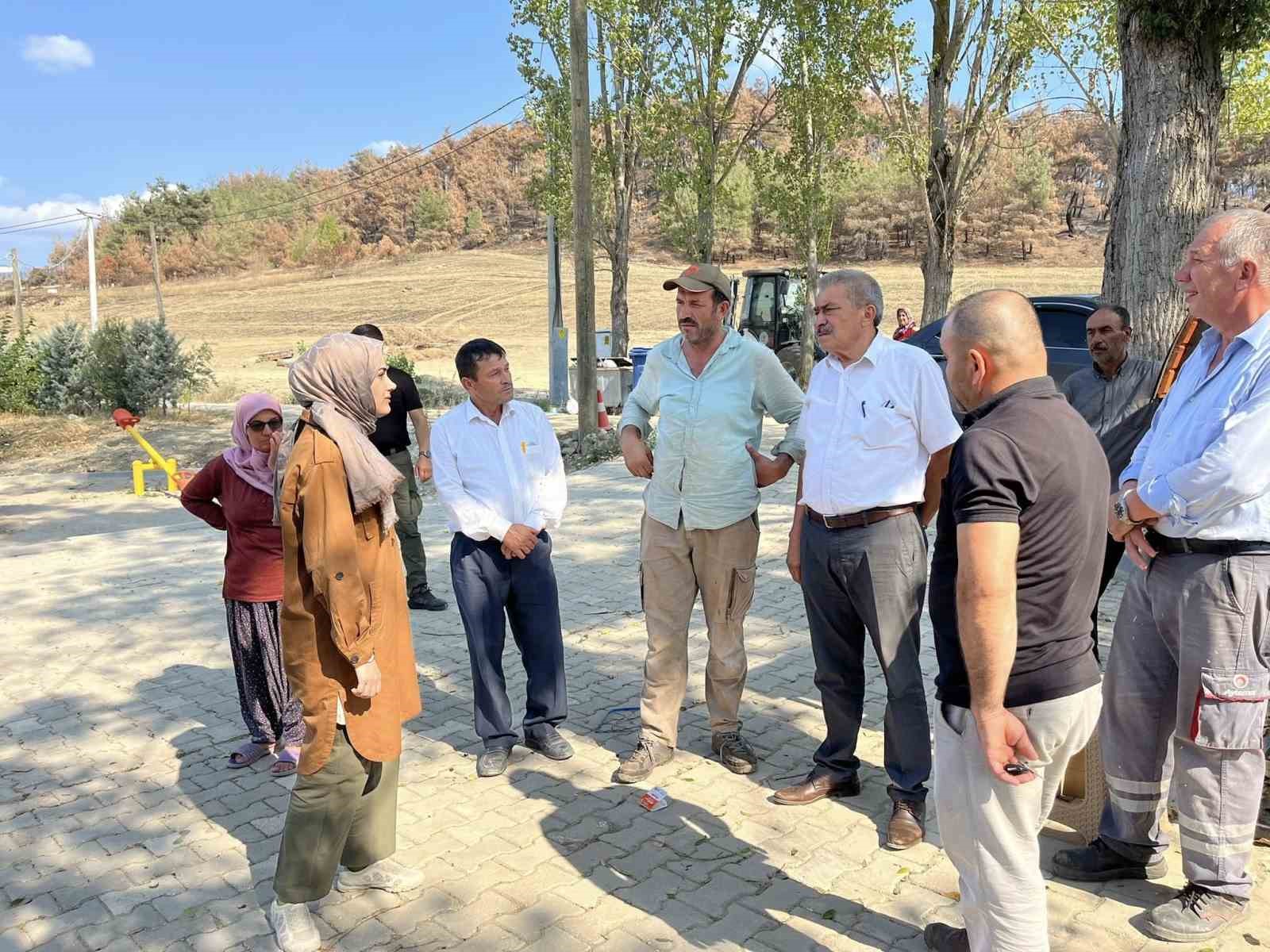 kaymakam-kilic-yangin-sonrasi-calismalari-yerinde-inceledi