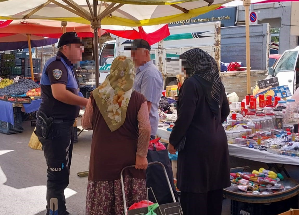 polis-ekipleri-hirsizlik-ve-dolandiricilik-konularinda-vatandasi-bilgilendirdi