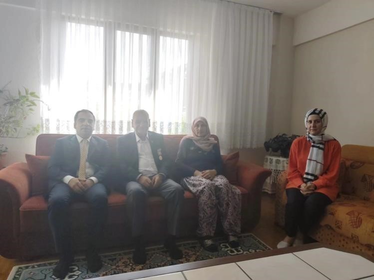 yeni-kaymakamdan-ilk-ziyaret-gazilere