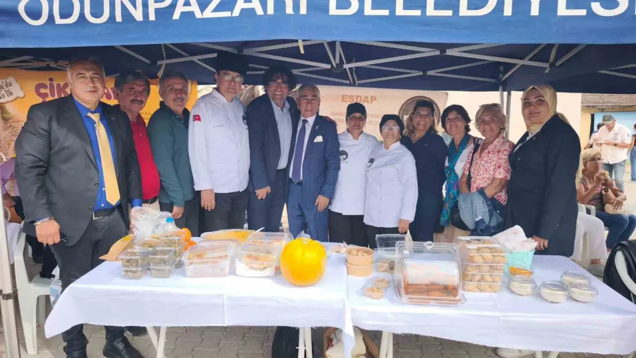 geleneksel-yorukkirka-koyu-balkabagi-festivali-gerceklestirildi