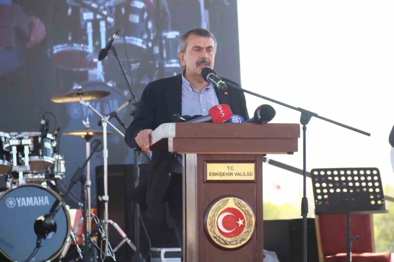 bakan-tekin-milli-ve-yerli-bir-mufredat-sistemi-olusturduk