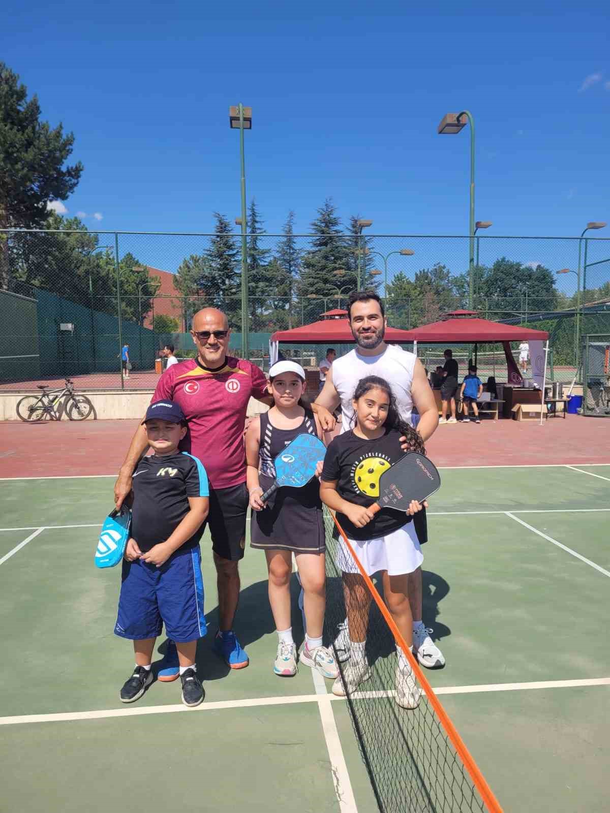 eskisehirde-pickleball-coskusu