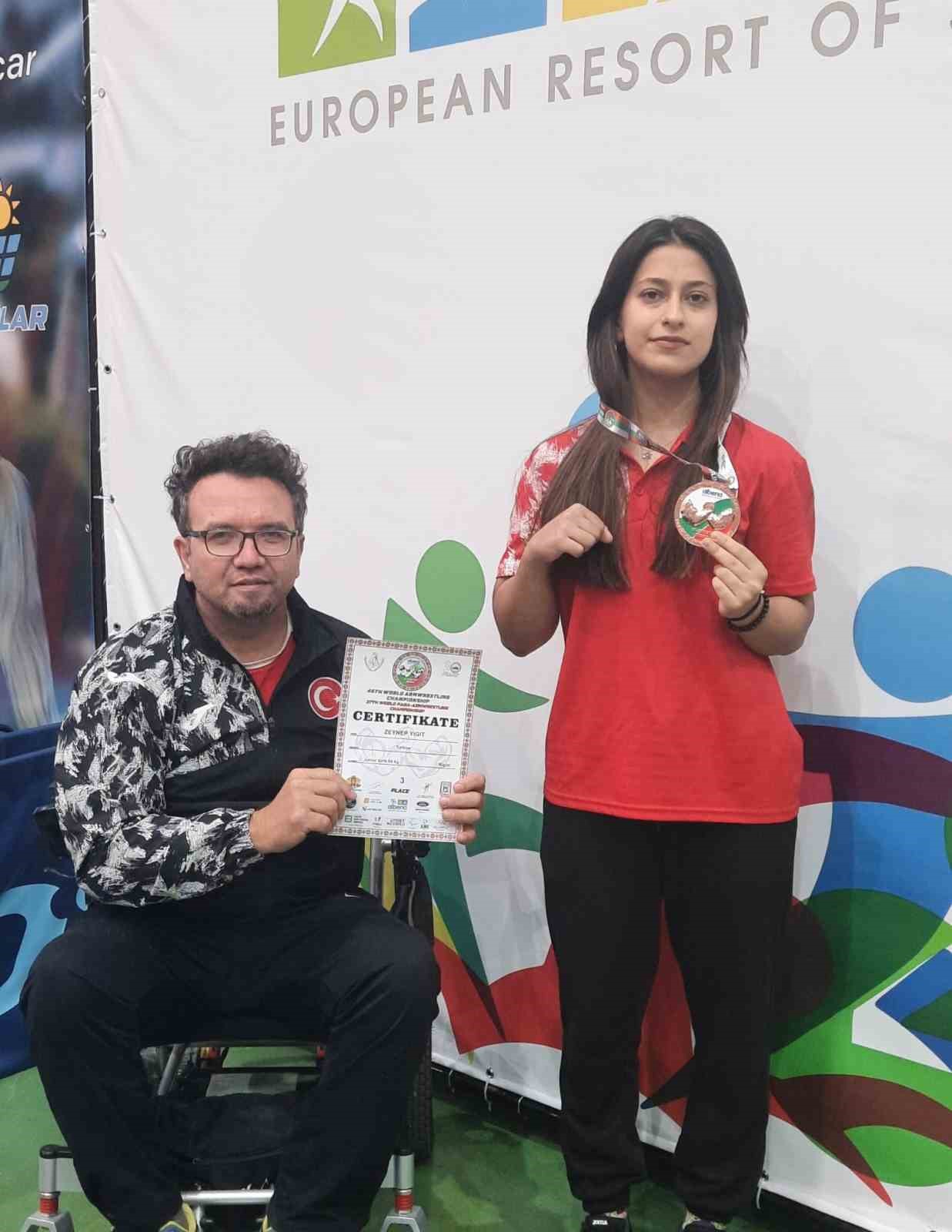 eskisehirli-sporculardan-dunya-sampiyonasinda-buyuk-basari