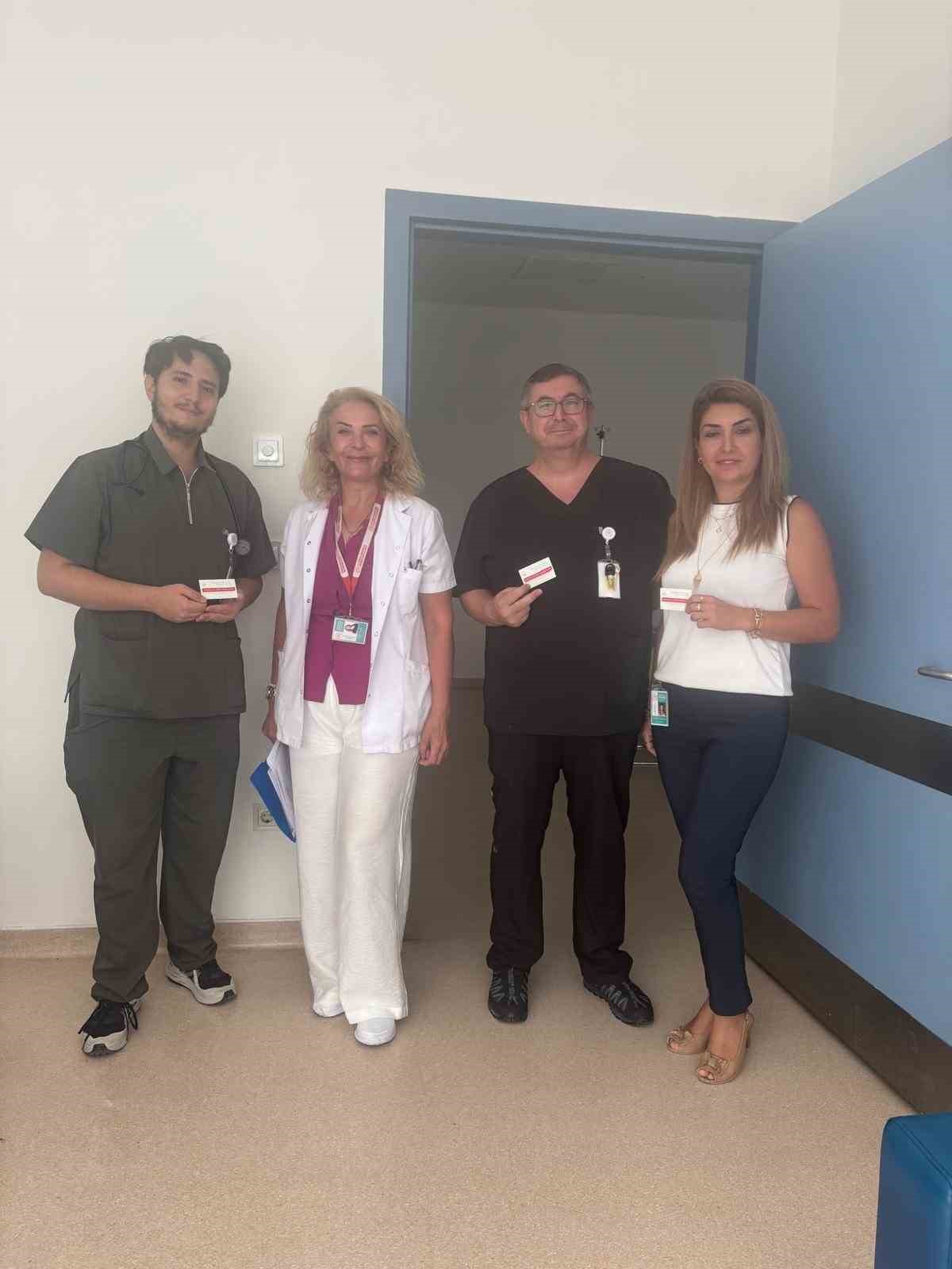 saglik-calisanlarindan-anlamli-bagis