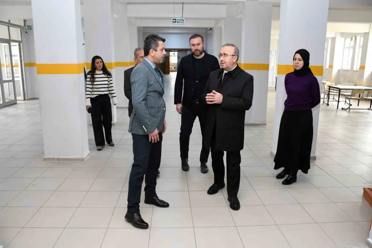 yukumlulerin-temizledigi-lisenin-fiziki-imkanlari-degerlendirildi