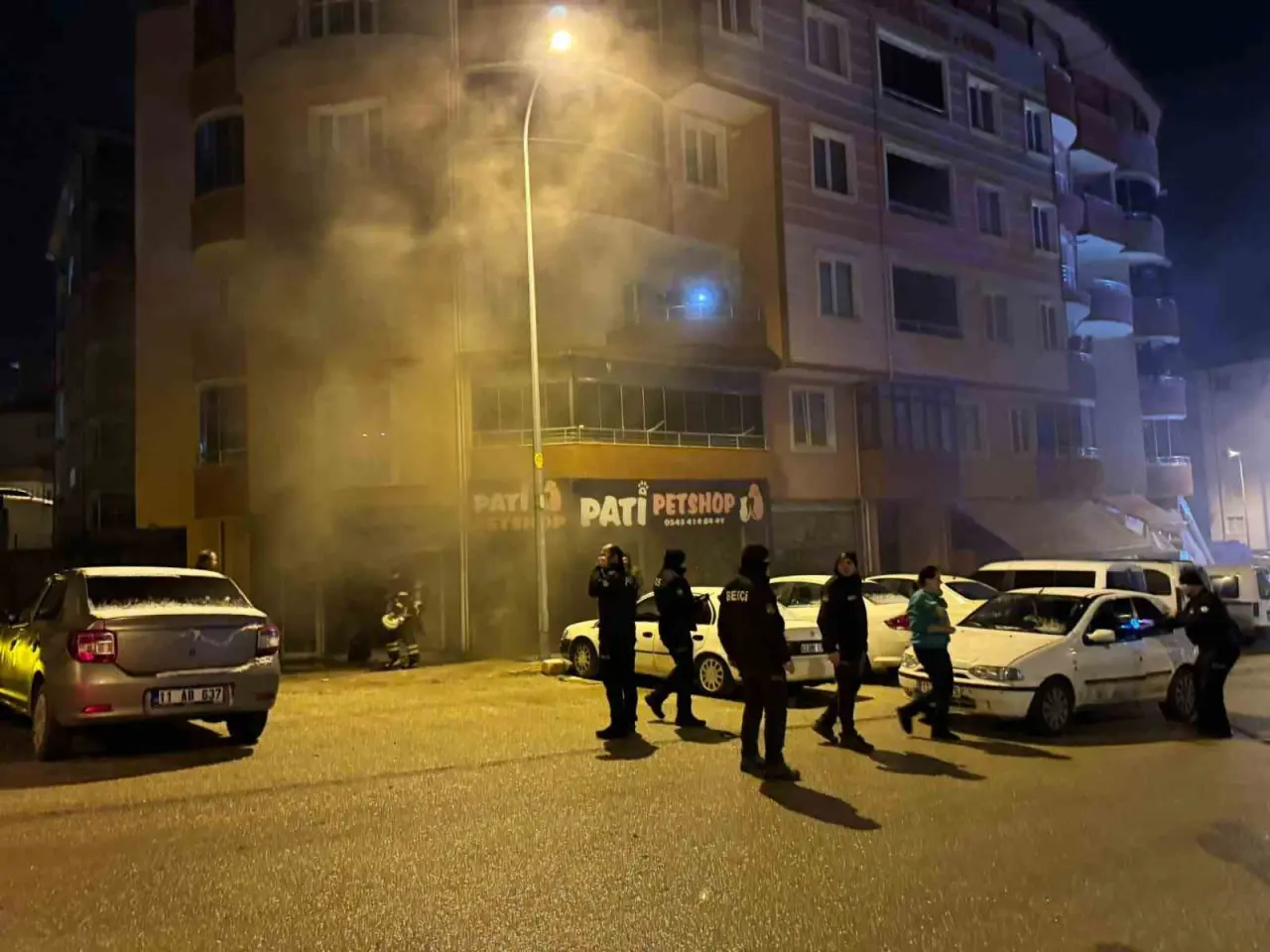 bilecikte-cikan-yanginda-5-kisi-dumandan-etkilendi