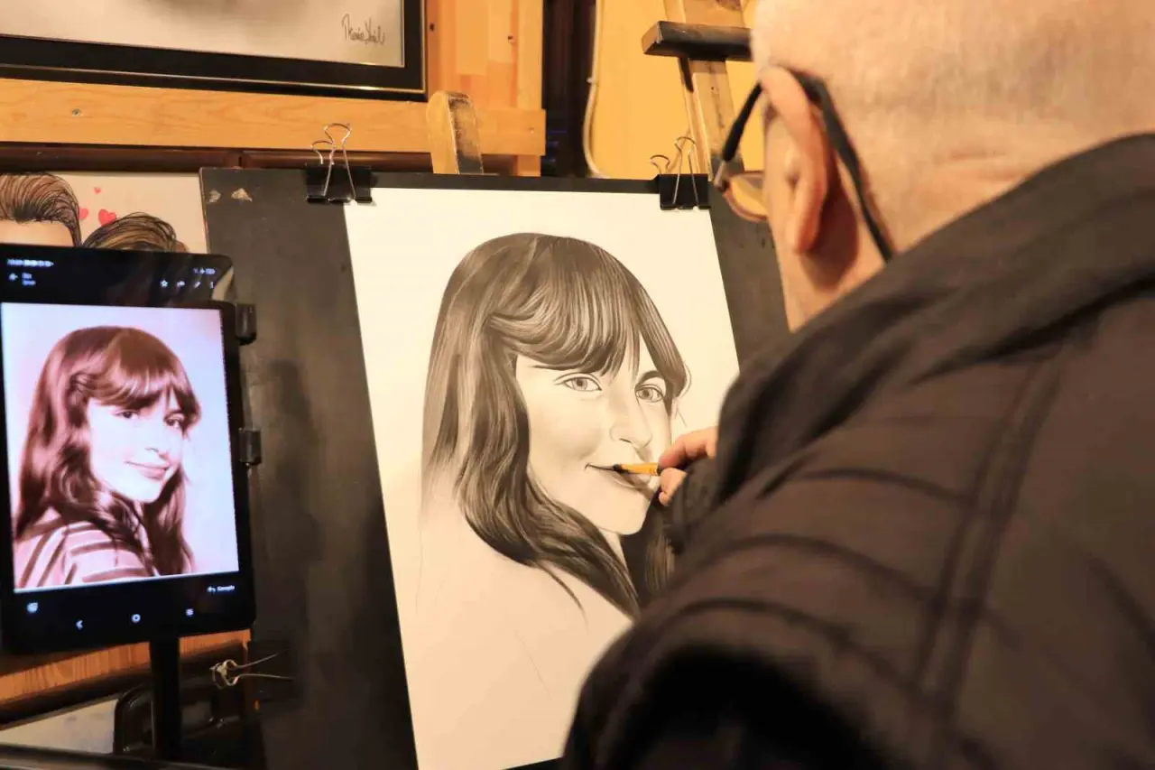 iflasla-kapanan-ticaret-kapisi-sanatla-yeniden-acildi