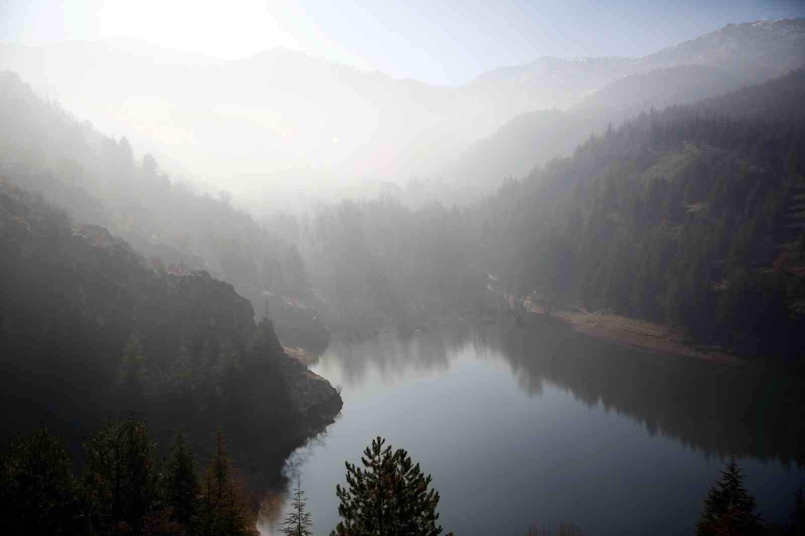 afyonkarahisarin-sis-altindaki-goruntusu-mest-etti